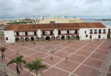Palacio de La Aduana,donde funciona la Alcaldía Mayor de Cartagena. Foto Dereck Álvarez.